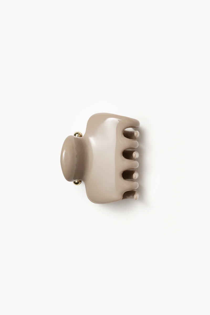 Undo No. 2 Claw Clip in Mushroom at Parc Shop