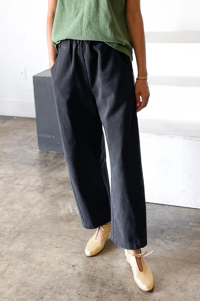 Le Bon Shoppe Arc Pant in black at Parc Shop