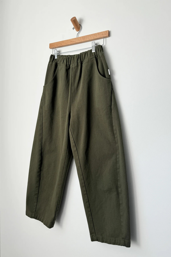 Le Bon Shoppe Arc Pant in Olive at Parc Shop | Minneapolis, MN