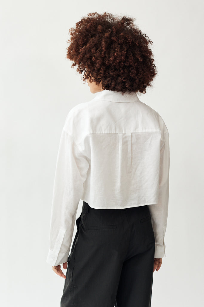 Oval Square Leo Cropped Shirt in White at Parc Shop