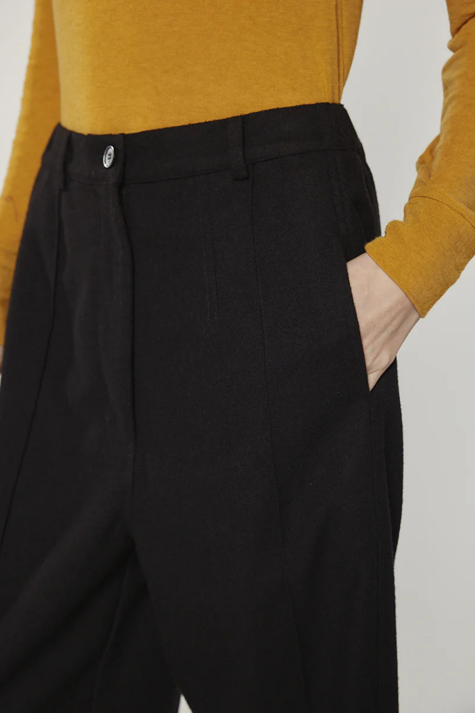 Amente Wool Blend Pintuck Pant in Black at Parc Shop | Minneapolis, MN 