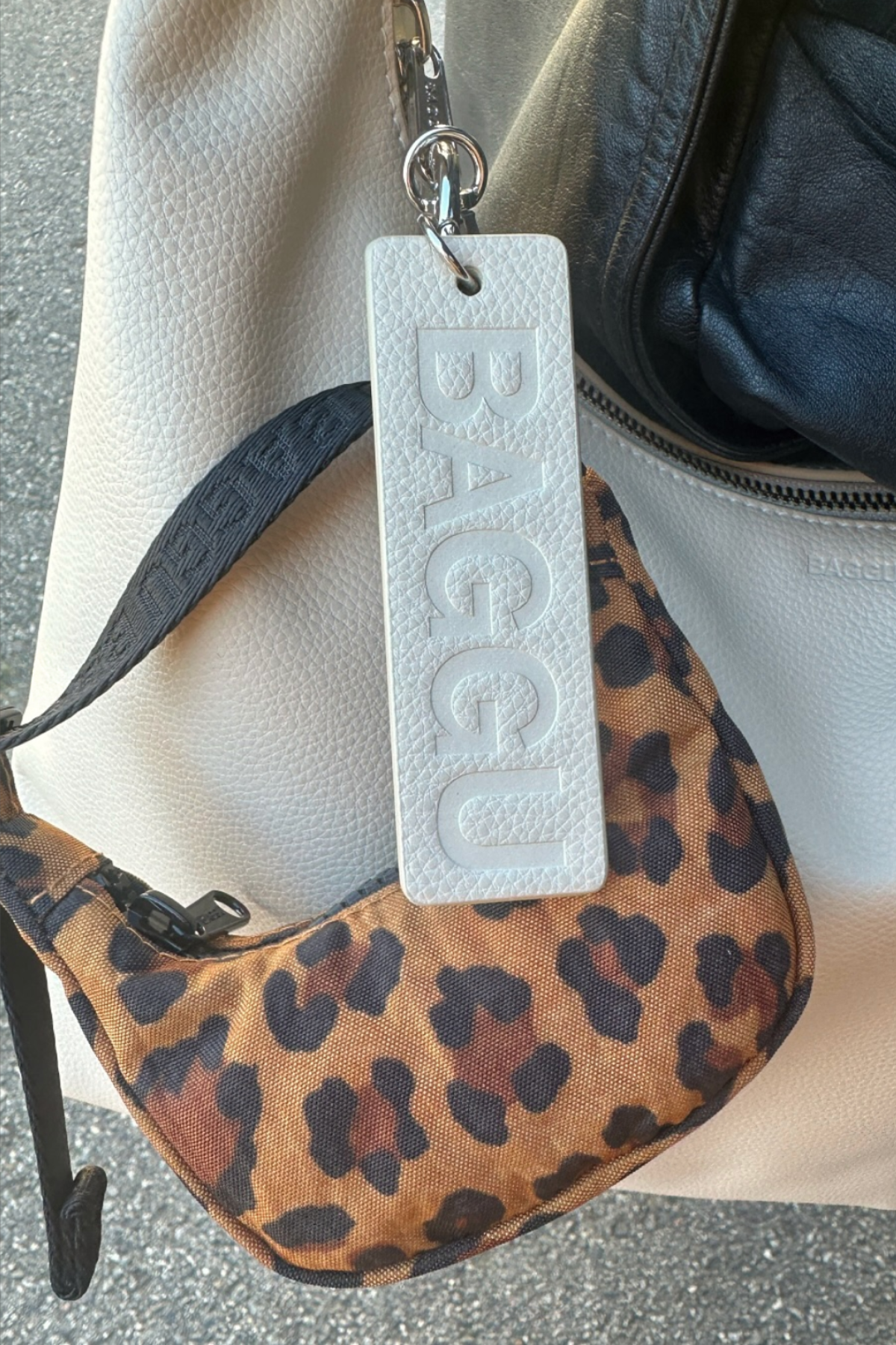【激かわ】BAGGU★Crescent Bag Charm リアルバッグチャーム Baggu Crescent Bag Charm in Leopard at Parc Shop