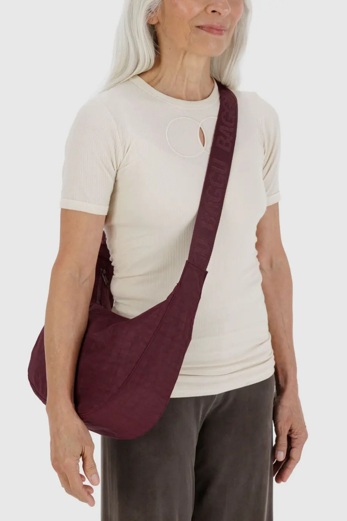 Baggu Medium Nylon Crescent Bag in Mahogany at Parc Shop | Minneapolis, MN