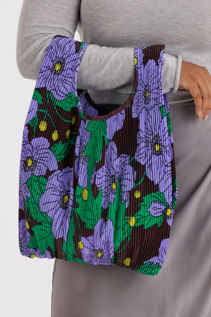 Pleated Baggu in Maroon Poppy at Parc Shop | Minneapolis, MN