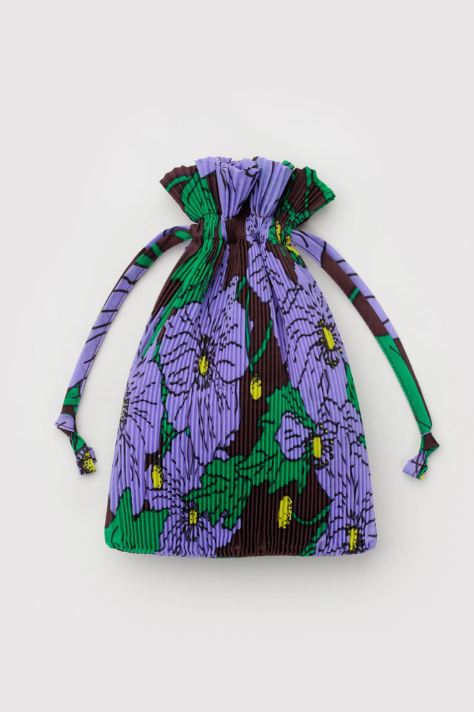 Pleated Baggu in Maroon Poppy at Parc Shop | Minneapolis, MN