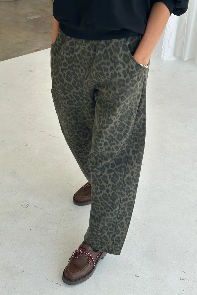 Le Bon Shoppe Arc Pant in Fern Leopard at Parc Shop | Minneapolis, MN