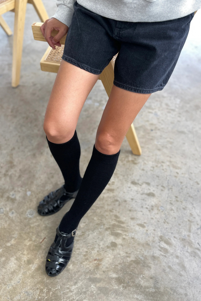 Le Bon Shoppe Long Warm Hiker Socks in Onyx at Parc Shop