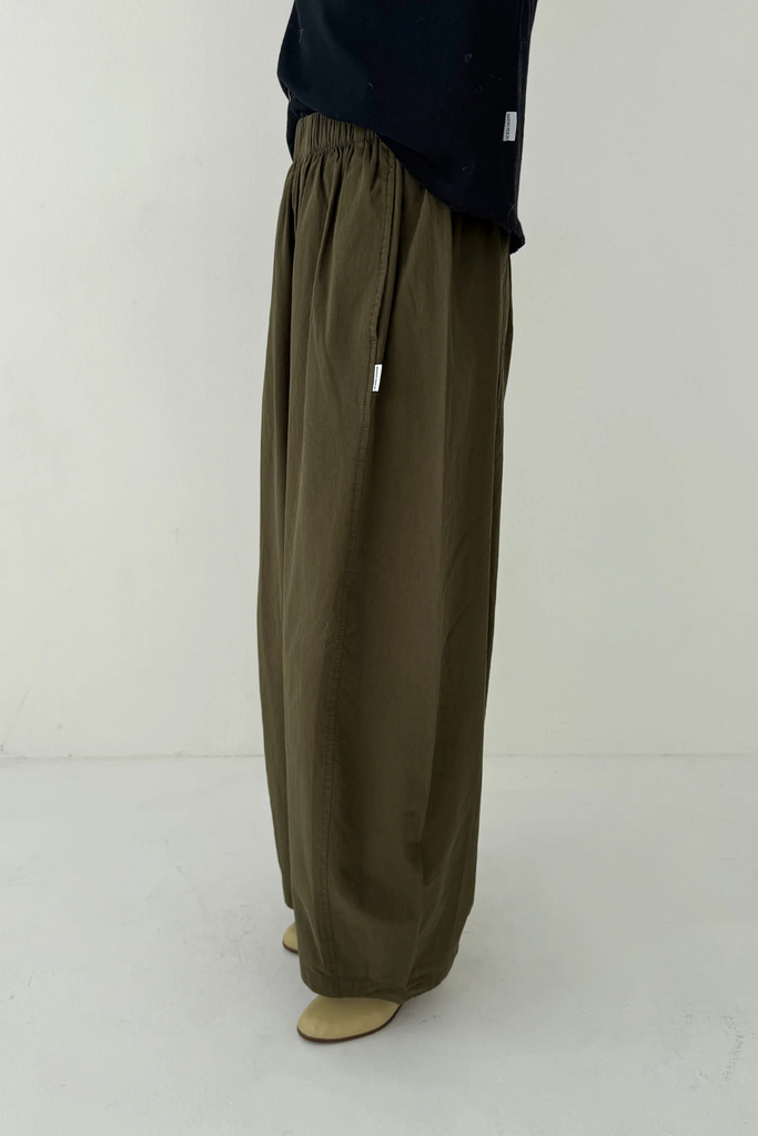Le Bon Shoppe Parachute Pant in Olive Green at Parc Shop