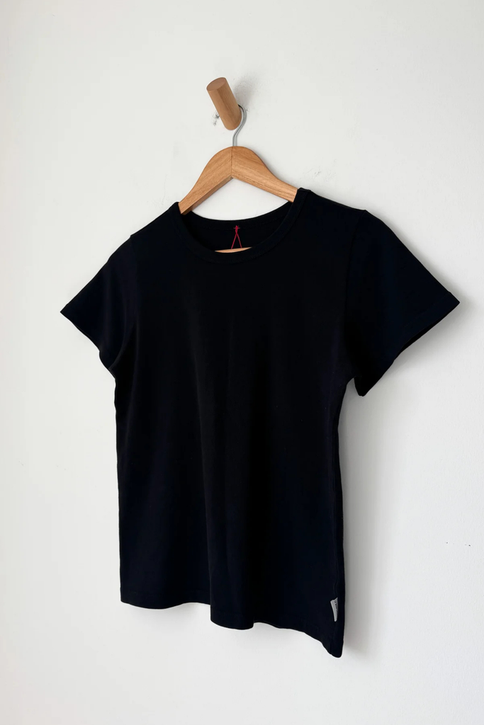 Le Bon Shoppe The Go-To Tee in Black at Parc Shop | Minneapolis, MN