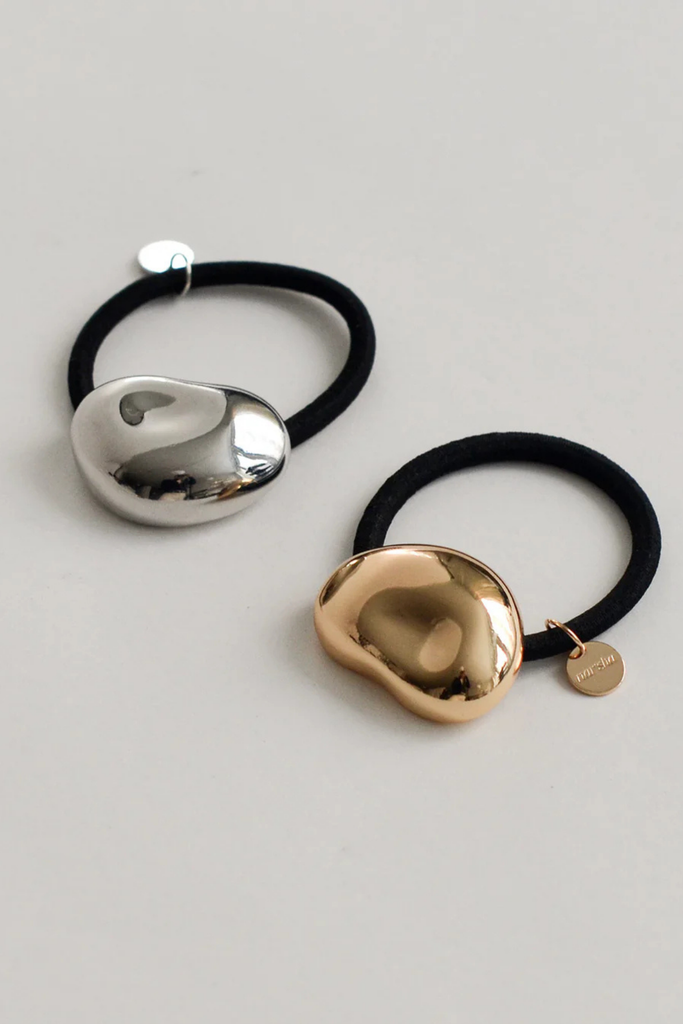 Nar'sha Pebble-Shaped Metal Cuff Hair Tie in Silver at Parc Shop