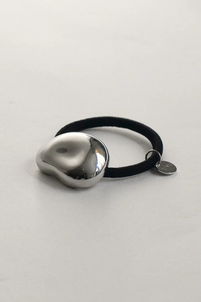 Nar'sha Pebble-Shaped Metal Cuff Hair Tie in Silver at Parc Shop