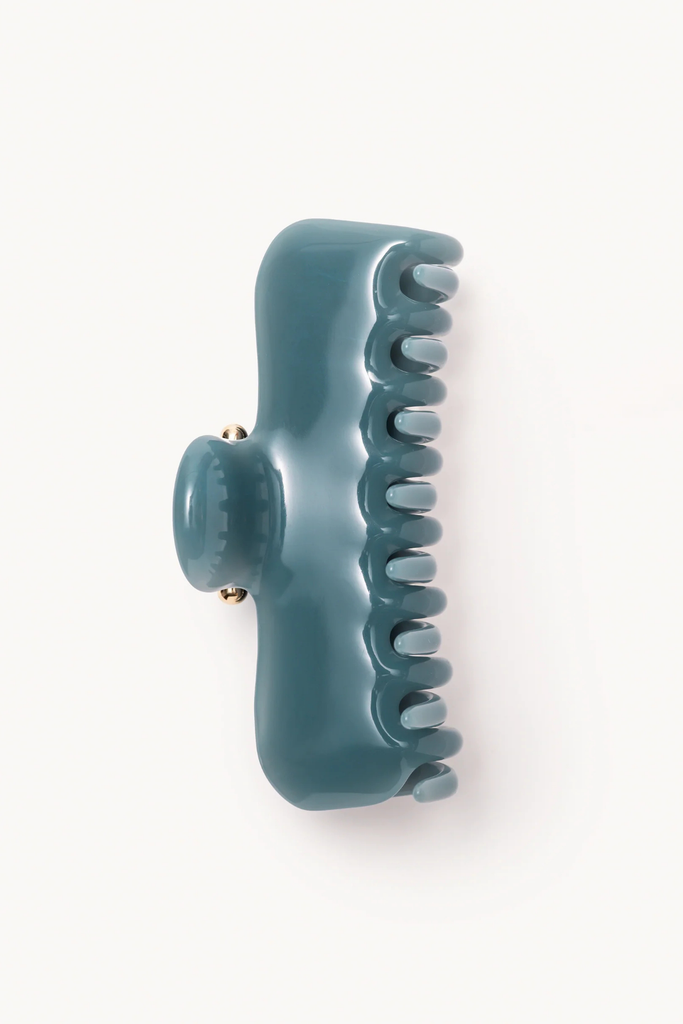 Undo 4" Claw Clip in Lake Blue at Parc Shop