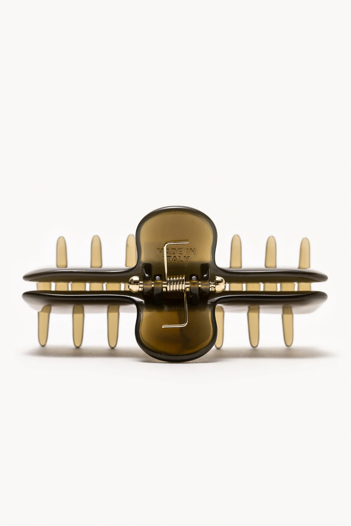 Undo 4" Claw Clip in Olive Green at Parc Shop