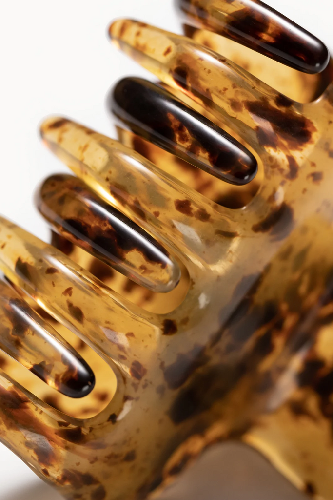 Undo - 2" Claw Clip - Tortoiseshell - Parc Shop