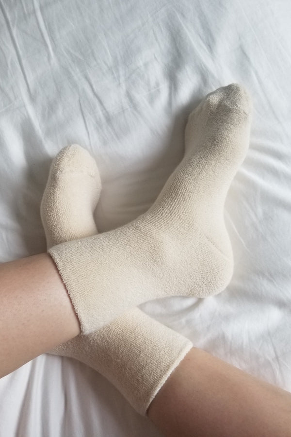 Le Bon Shoppe Cloud Socks Ecru White Off White Cream Minimal Minimalist Super Soft Cozy Socks - Parc Shop